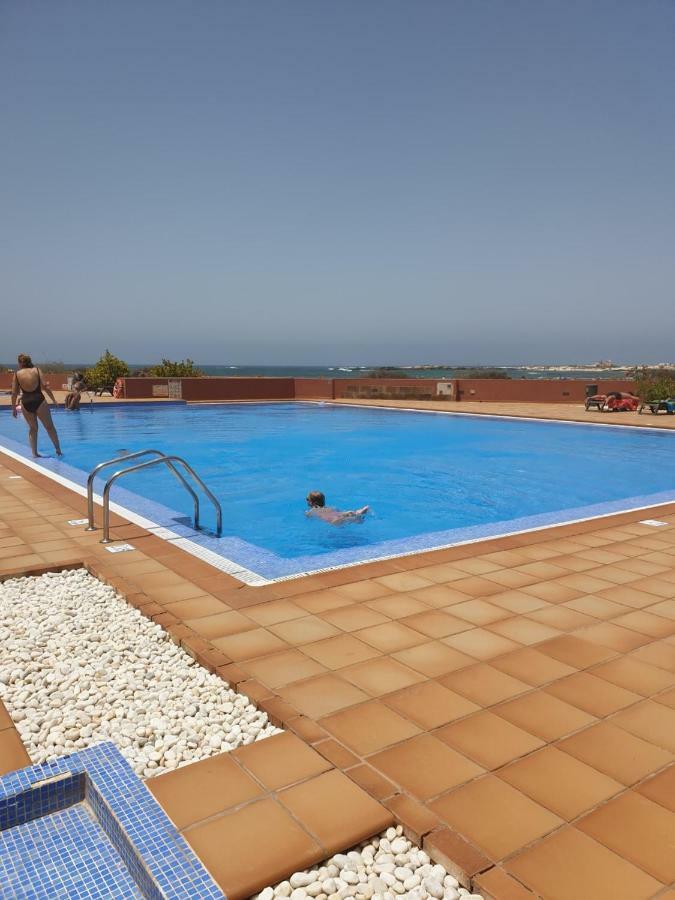 Marfolin 11 Beach Front Apartment With Sea Views From Every Room Cotillo Extérieur photo